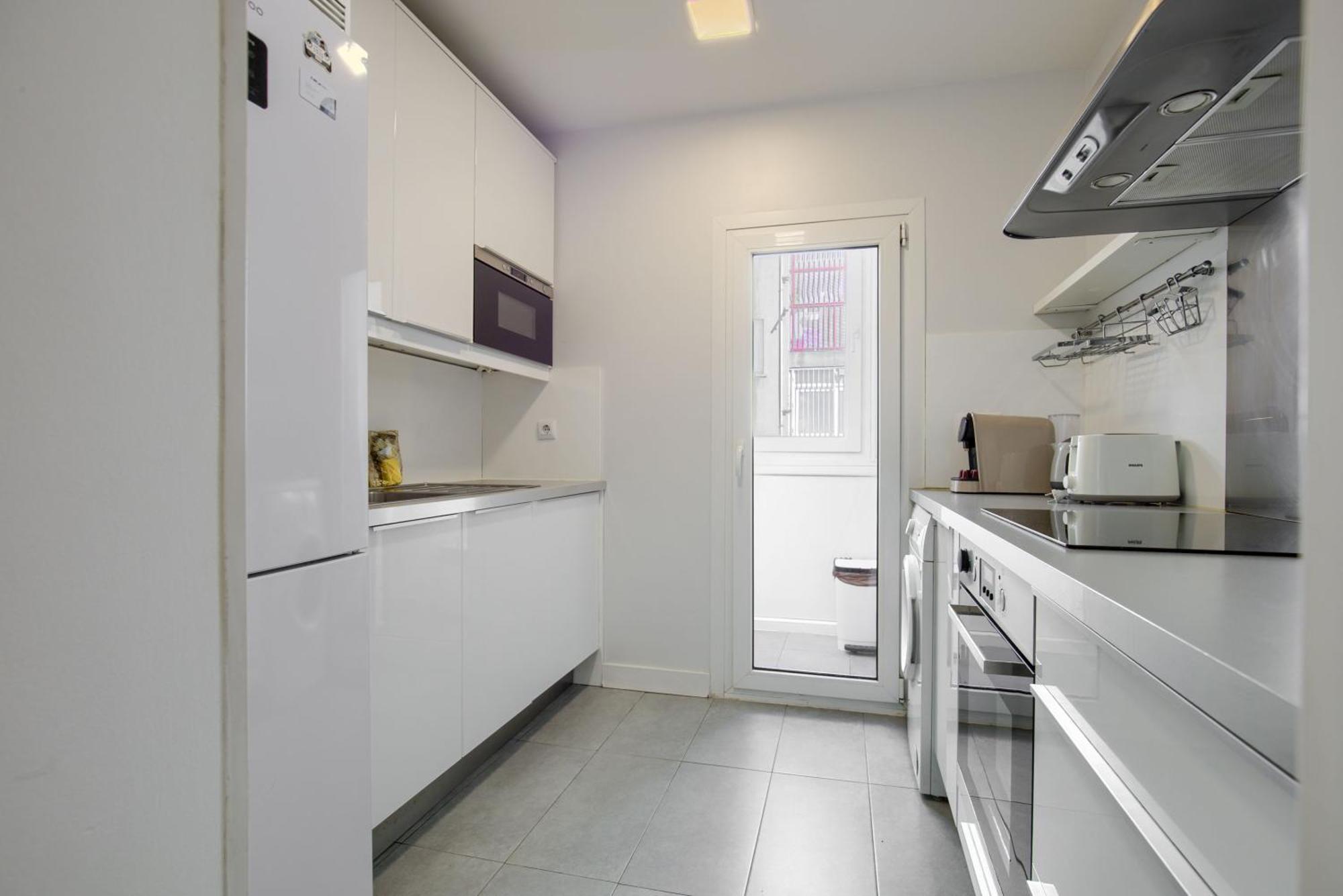 Dobo Madrid Ventas Apartment ภายนอก รูปภาพ
