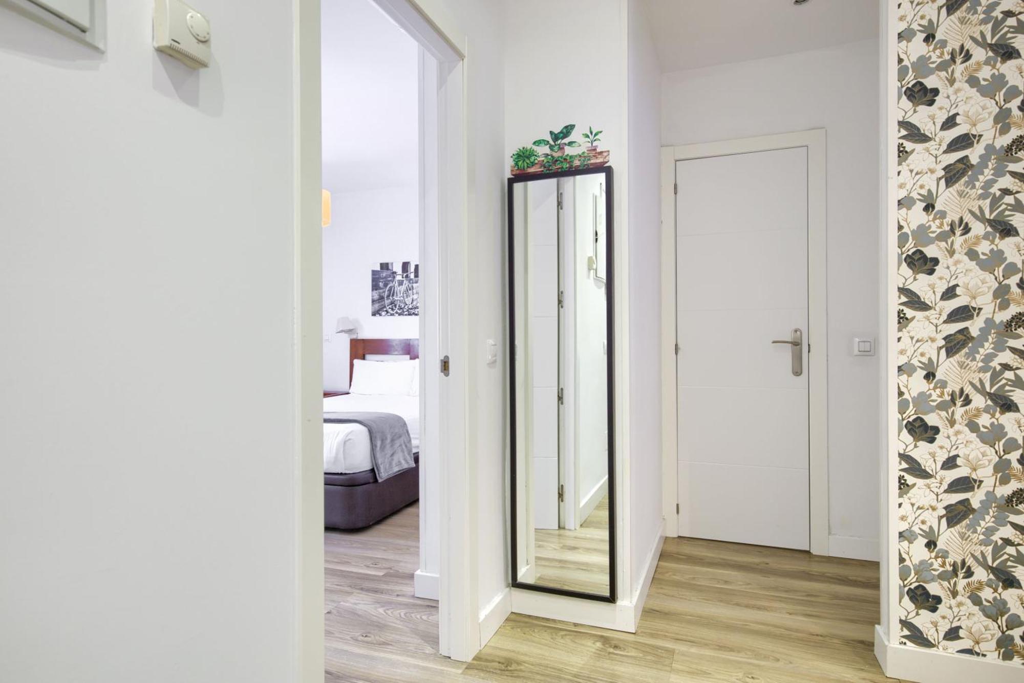Dobo Madrid Ventas Apartment ภายนอก รูปภาพ